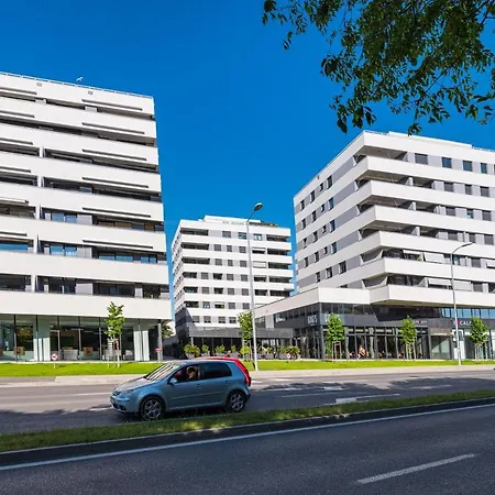 D-Apartment - With Garage And Balcony Zadar Exterior photo