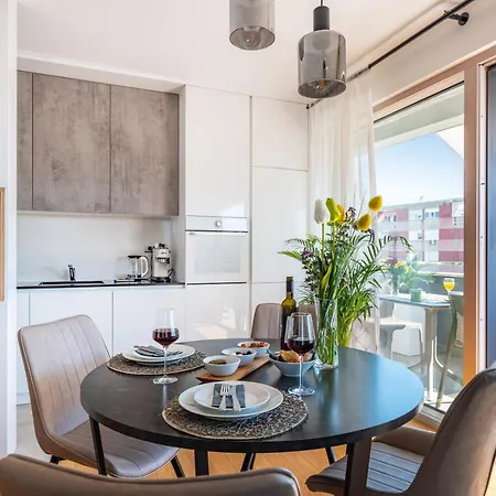 D-Apartment - With Garage And Balcony Zadar Exterior photo
