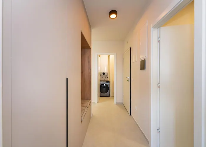D-Apartment - With Garage And Balcony