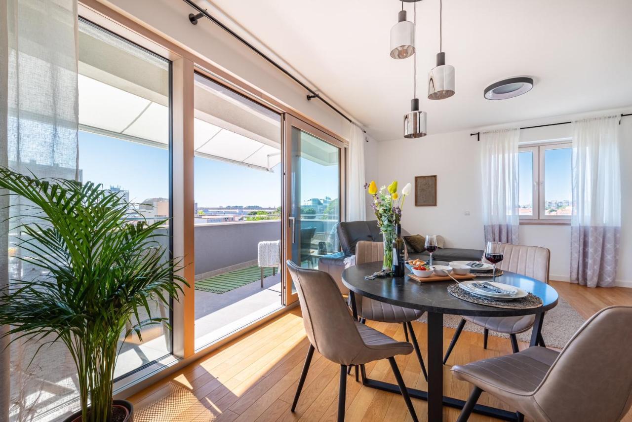 Apartamento D-apartment - With Garage And Balcony