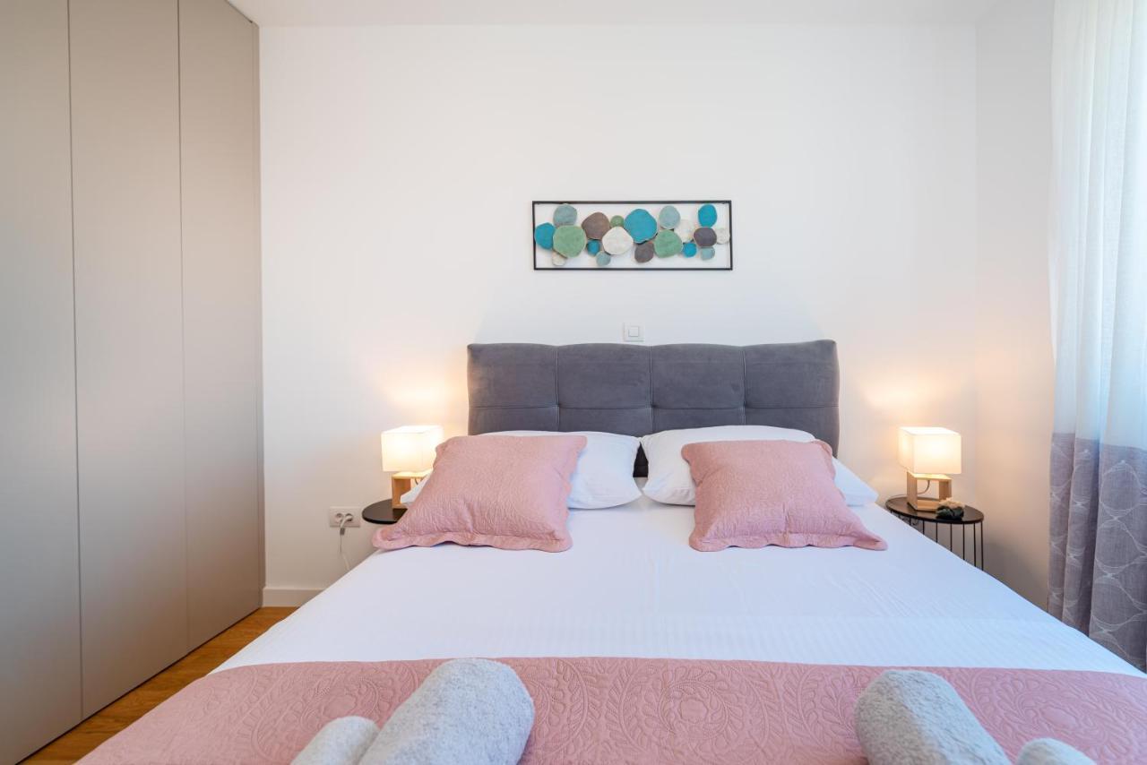 Apartamento D-apartment - With Garage And Balcony Zadar