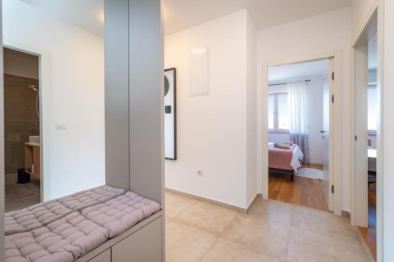 Apartment D-apartment - With Garage And Balcony Zadar