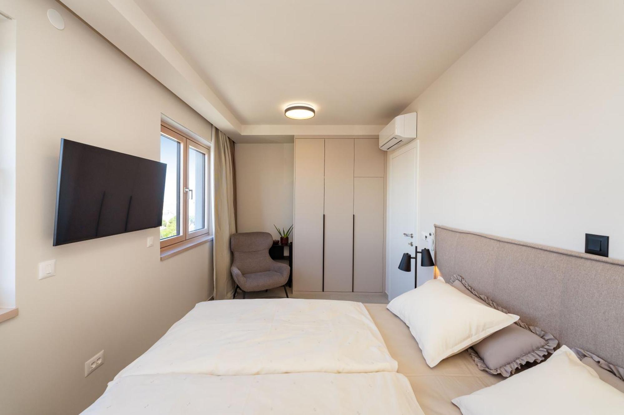 D-apartment - With Garage And Balcony * Zadar