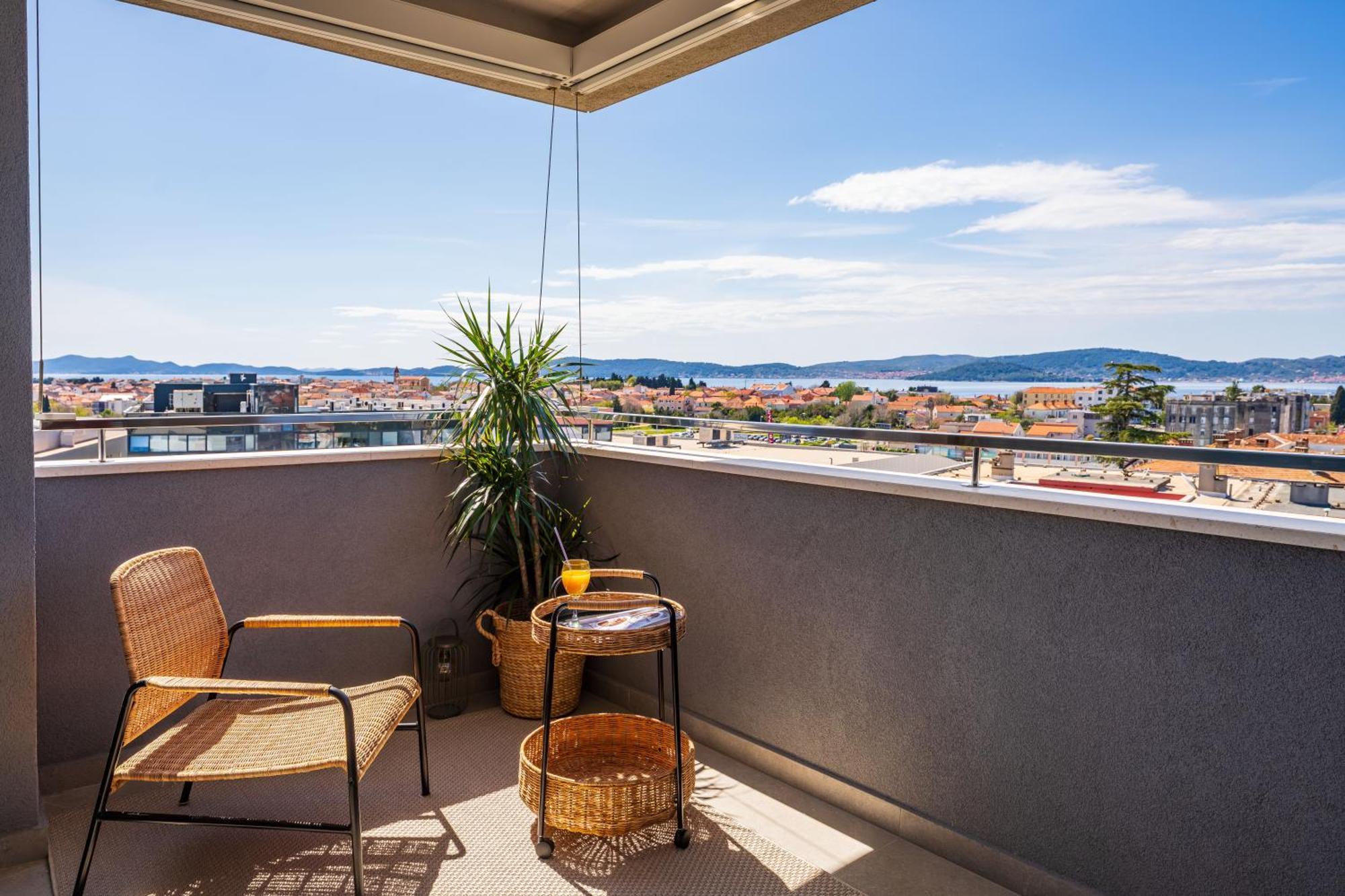 Apartamento D-apartment - With Garage And Balcony *