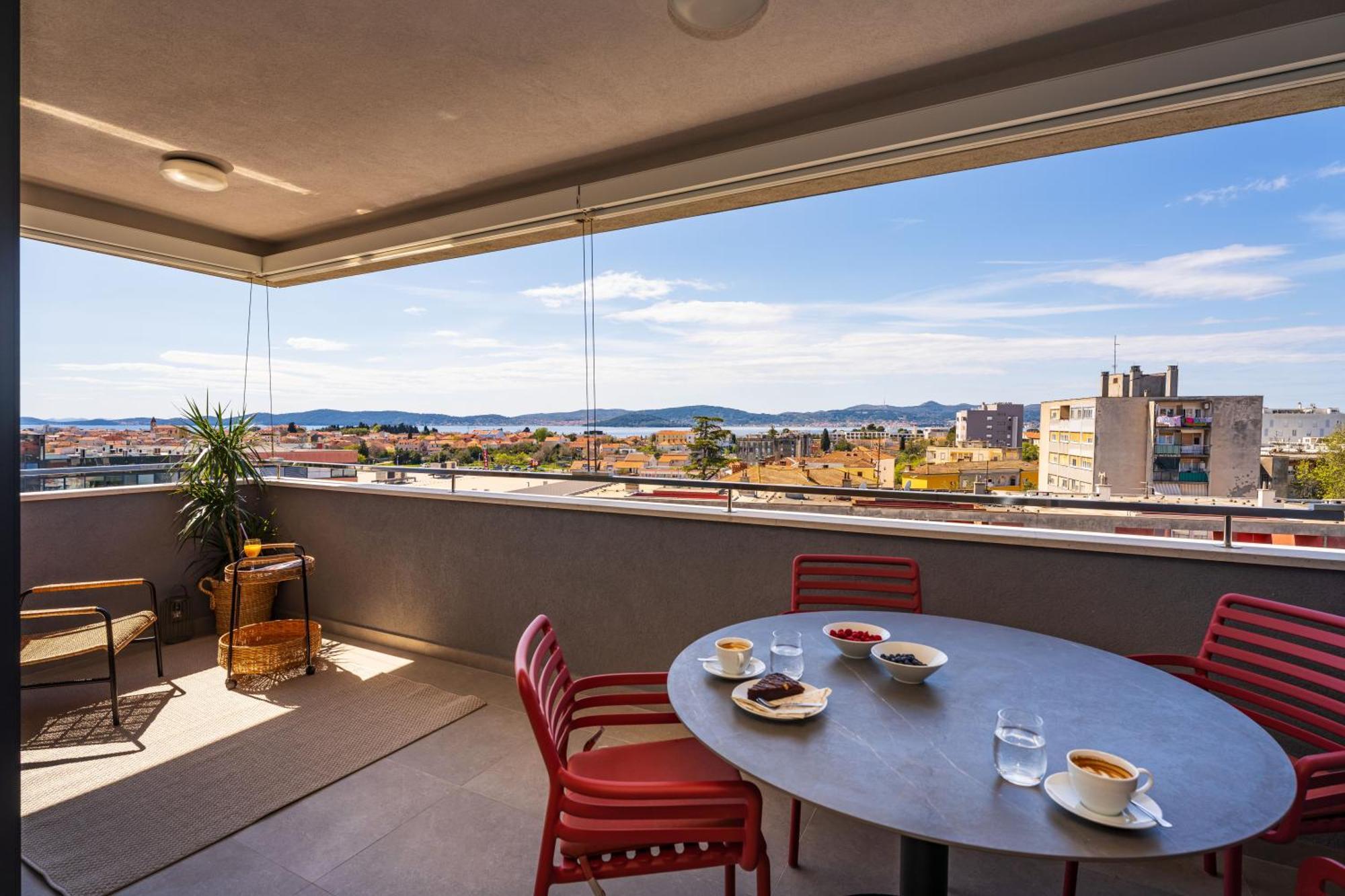 Apartamento D-apartment - With Garage And Balcony Zadar